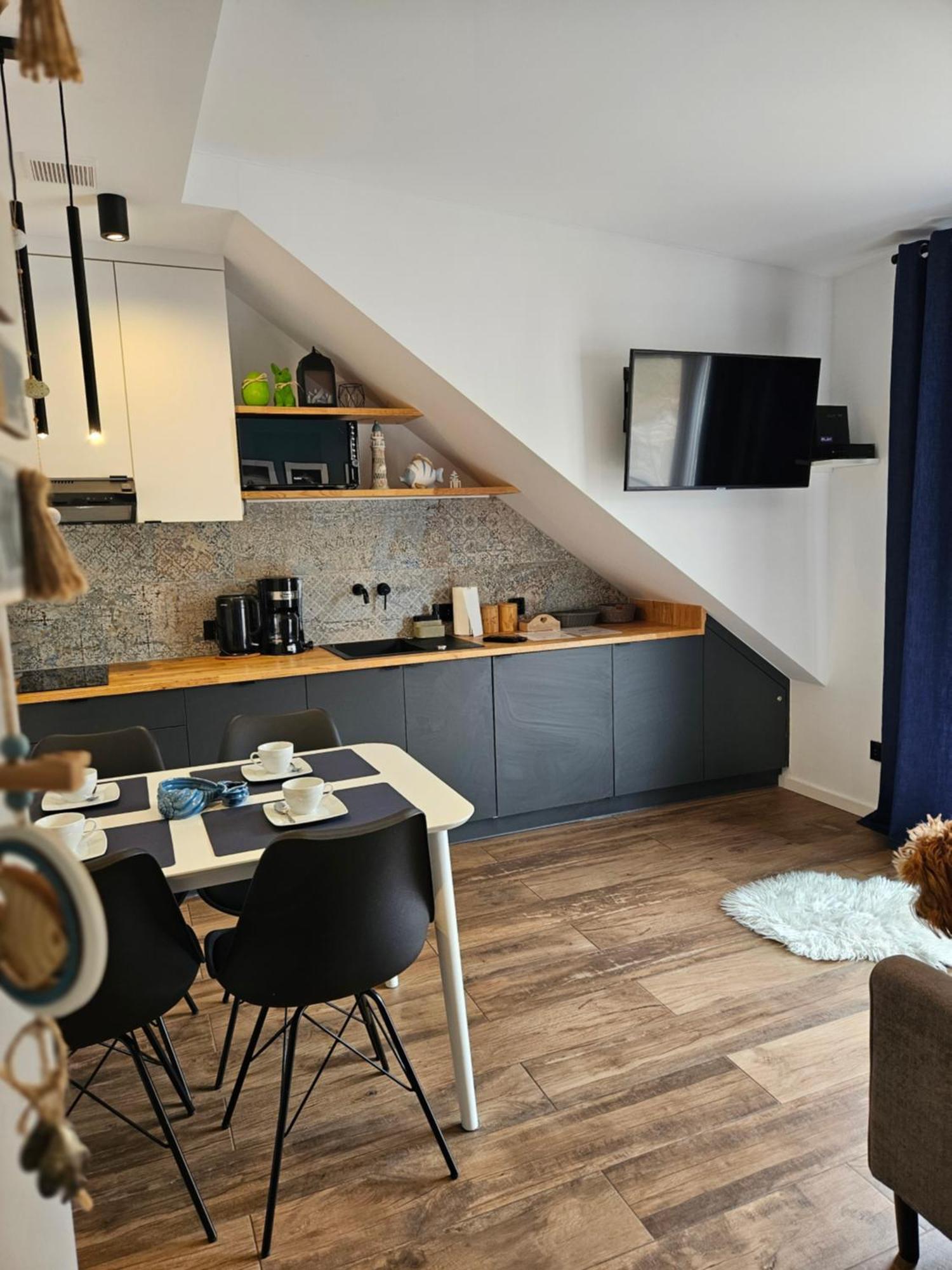 Apartament Grunwaldzka 105 Z Tarasem 5O M Do Plazy Pobierowo Exterior foto